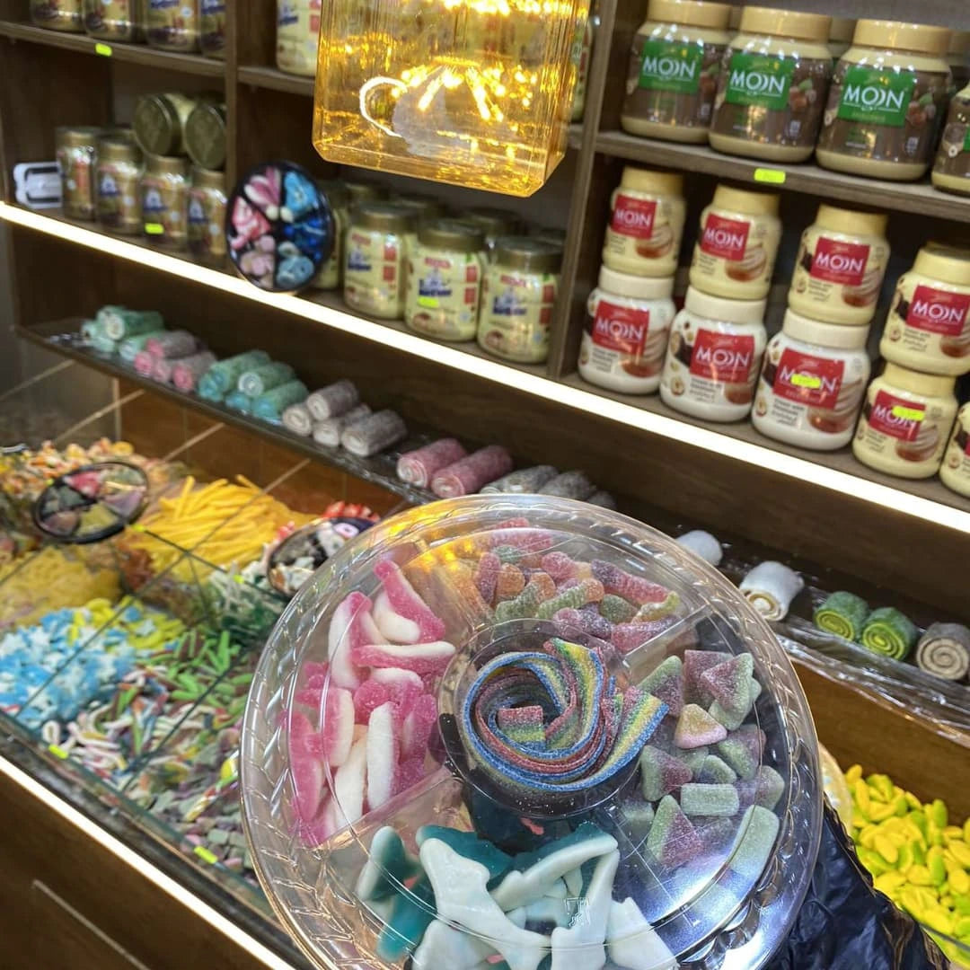 حلويات حامضة